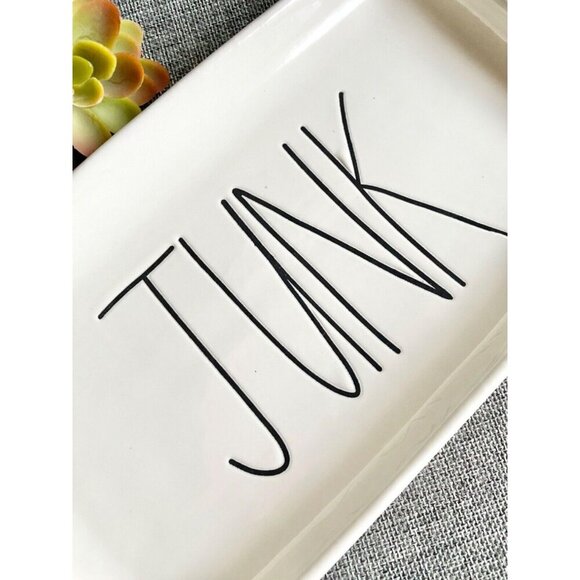 New Rae Dunn JUNK Ceramic Makeup Jewelry Keys Change Trinket Organizer Tray 9" - Picture 3 of 5